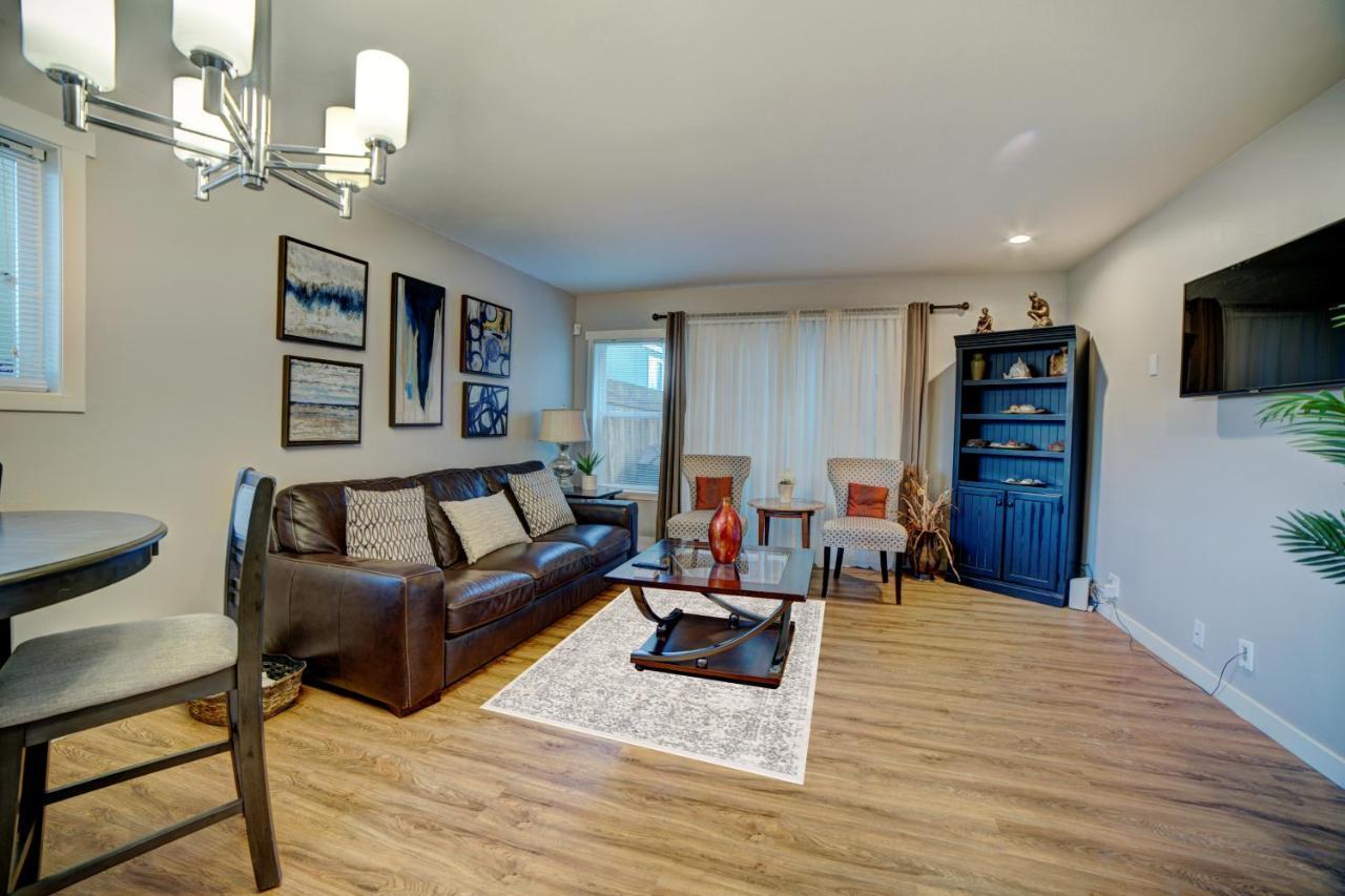Cozy 2 Bedroom Townhouse In Northgate ซีแอตเทิล ภายนอก รูปภาพ
